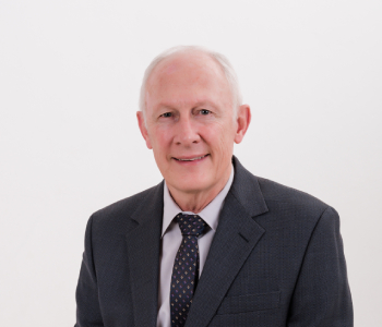 Dr. PA Pienaar (Pine)